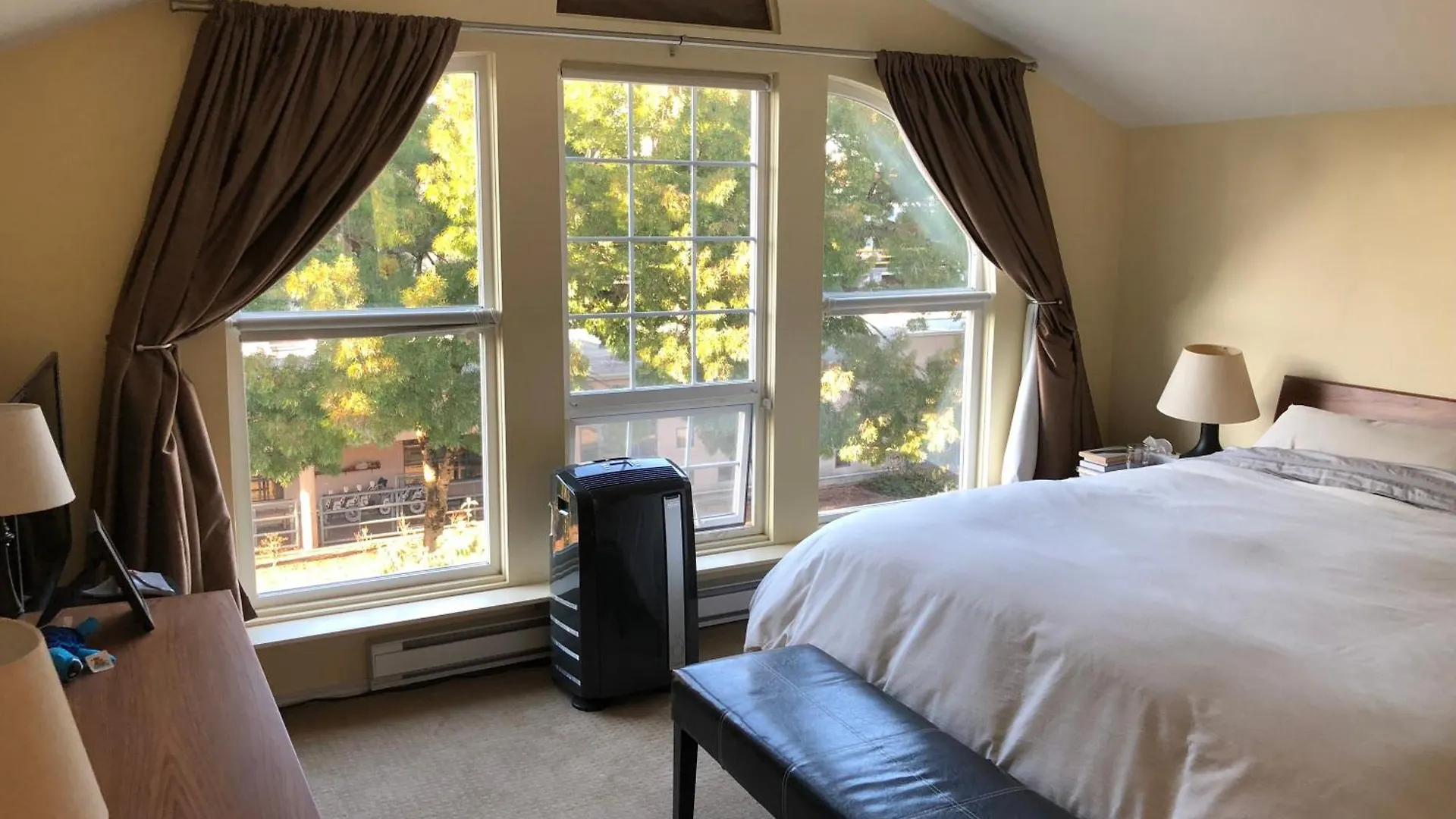 Apartment Penthouse Condo With Private Rooftop Patio Vancouver