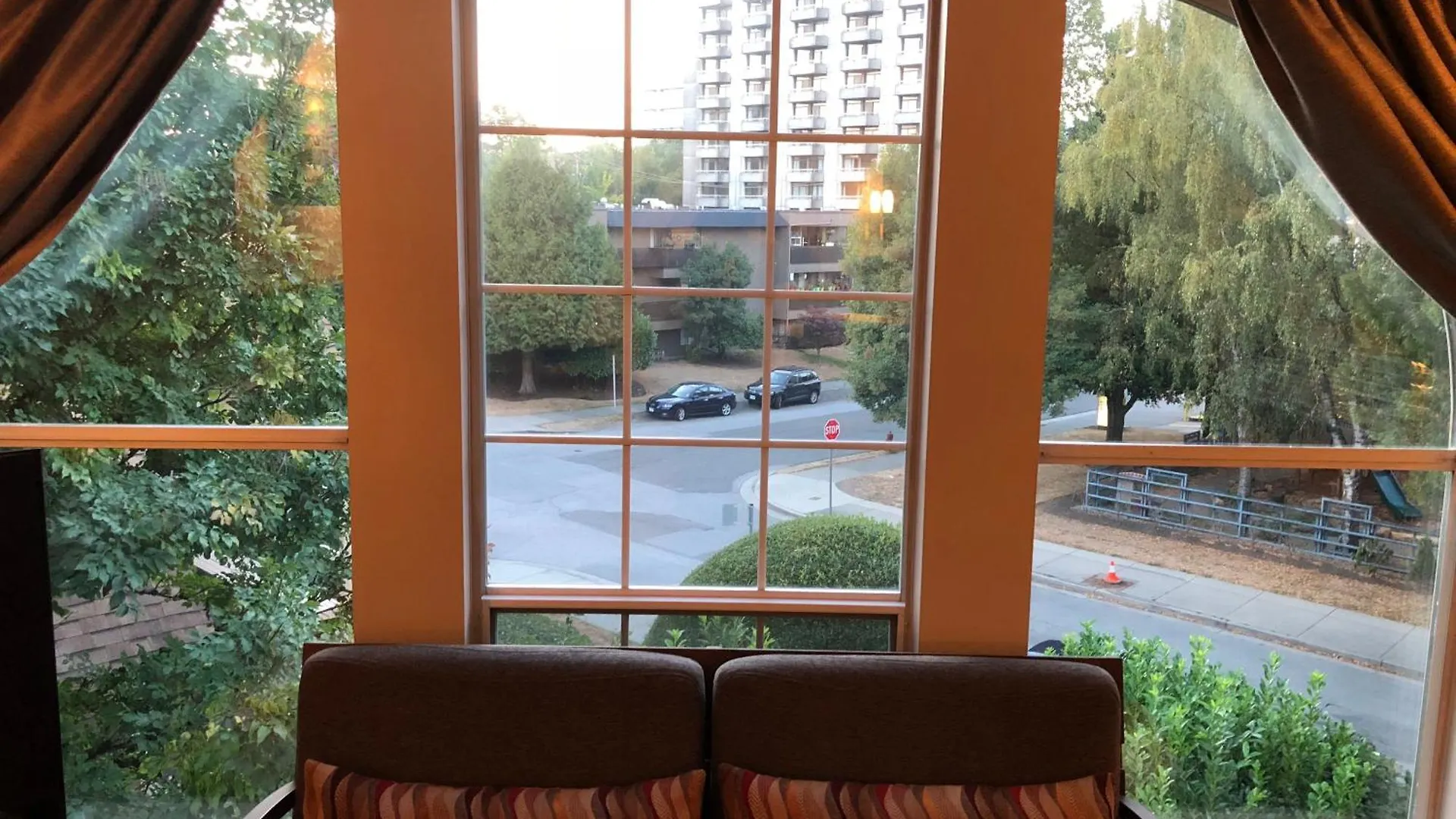 Apartamento Penthouse Condo With Private Rooftop Patio Vancouver